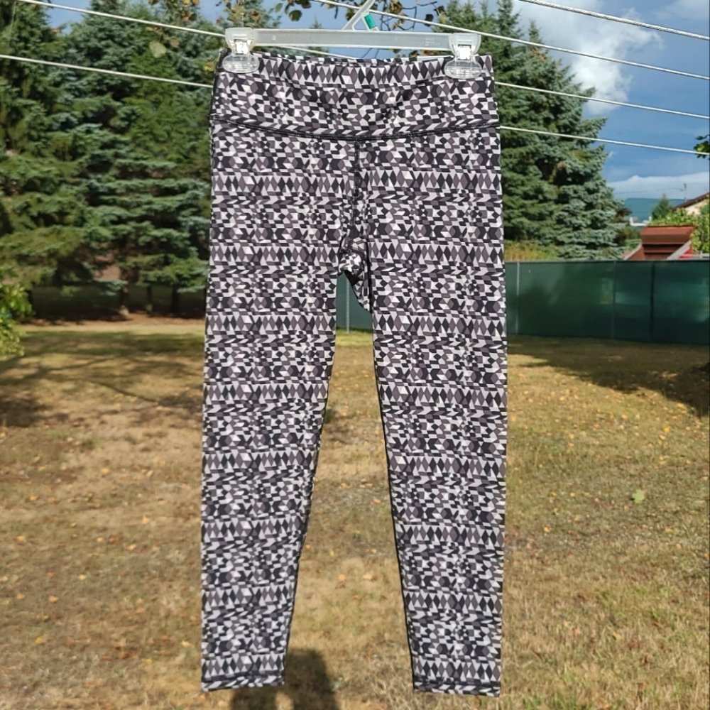 Aerie Crop Pant Leggings Sport-ish Black White Grey - small regular
